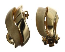 Pair of yellow metal clip earrings, 4.6gm, 16mm (229)