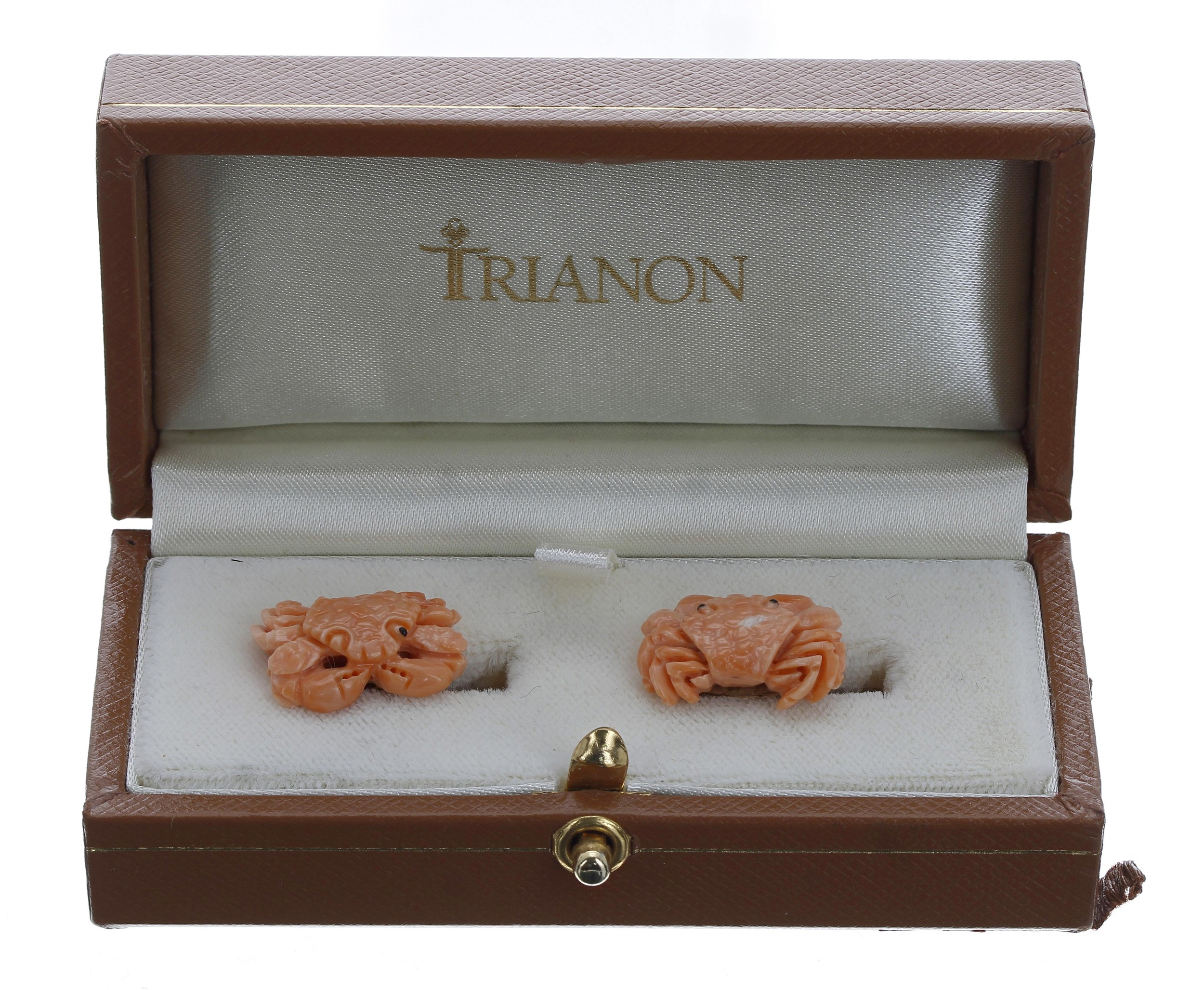 Trianon - pair of unusual 18ct coral crab cufflinks with mother of pearl terminals in the original