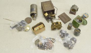 Quantity of various old complete and incomplete clock movements, parts and fittings etc
