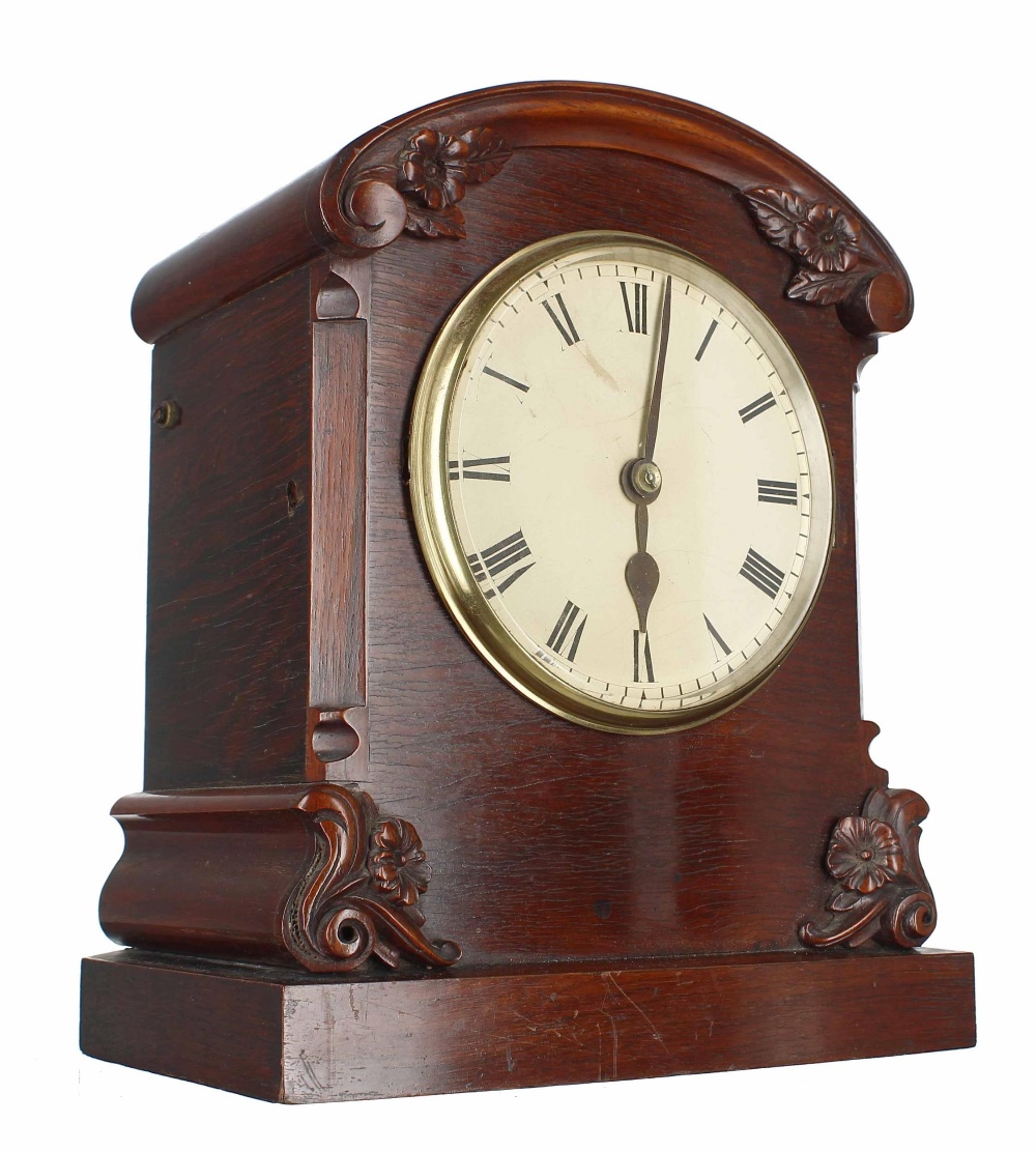 Mahogany single fusee bracket clock, the 6" cream dial within a rounded arched case with applied - Bild 2 aus 3