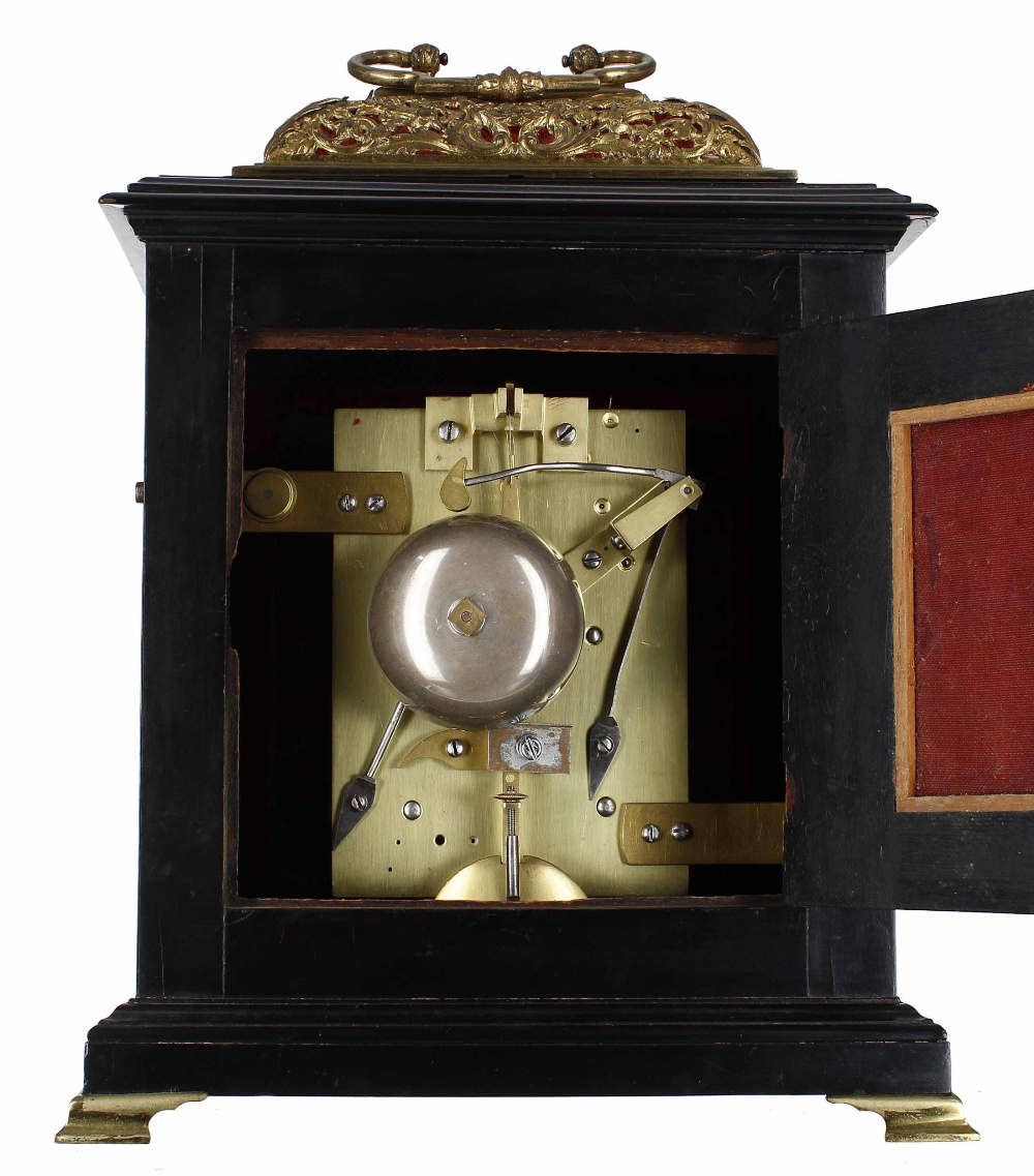 English ebonised double fusee bracket clock, the 7.5" square burgundy velvet clad dial plate with - Bild 3 aus 3