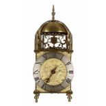 Contemporary brass verge lantern clock signed Peter Mairavers, Nantwich on the front fret, over a