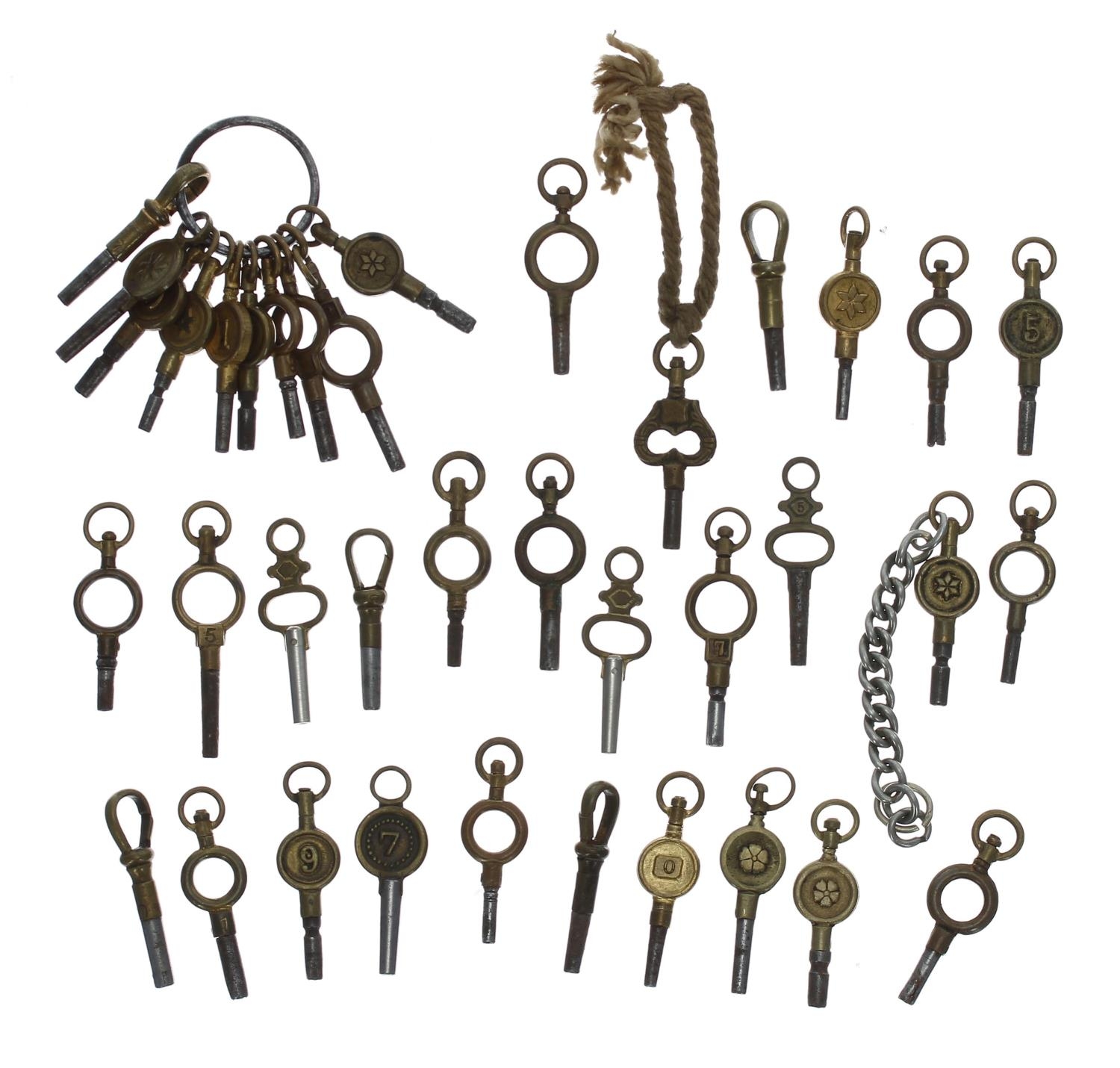 Quantity of assorted pocket watch keys (37)