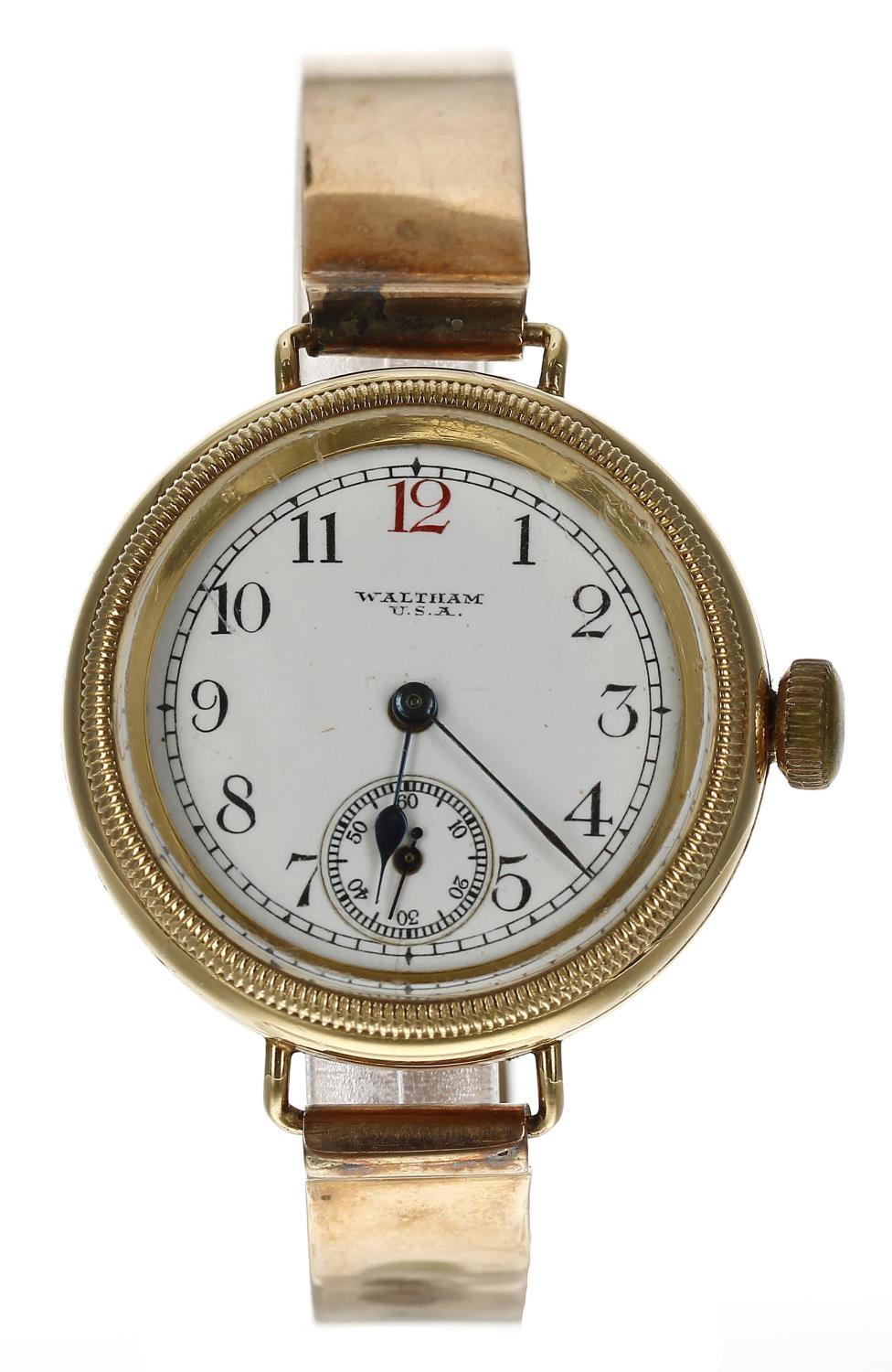 Waltham 18ct wire-lug wristwatch, case no. 301494, serial no. 25452515, circa 1926, signed dial with