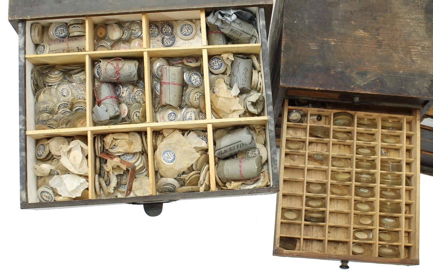 Four small storage chests containing a quantity of assorted watch glasses - Image 4 of 5