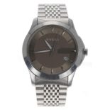 Gucci G-Timeless stainless steel gentleman's wristwatch, reference no. 126.4, grey two-tone dial,