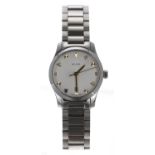 Gucci G-Timeless stainless steel lady's wristwatch, reference no. 126.5, silvered guilloche dial