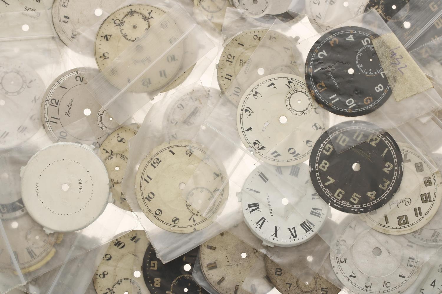 Quantity of assorted pocket watch dials