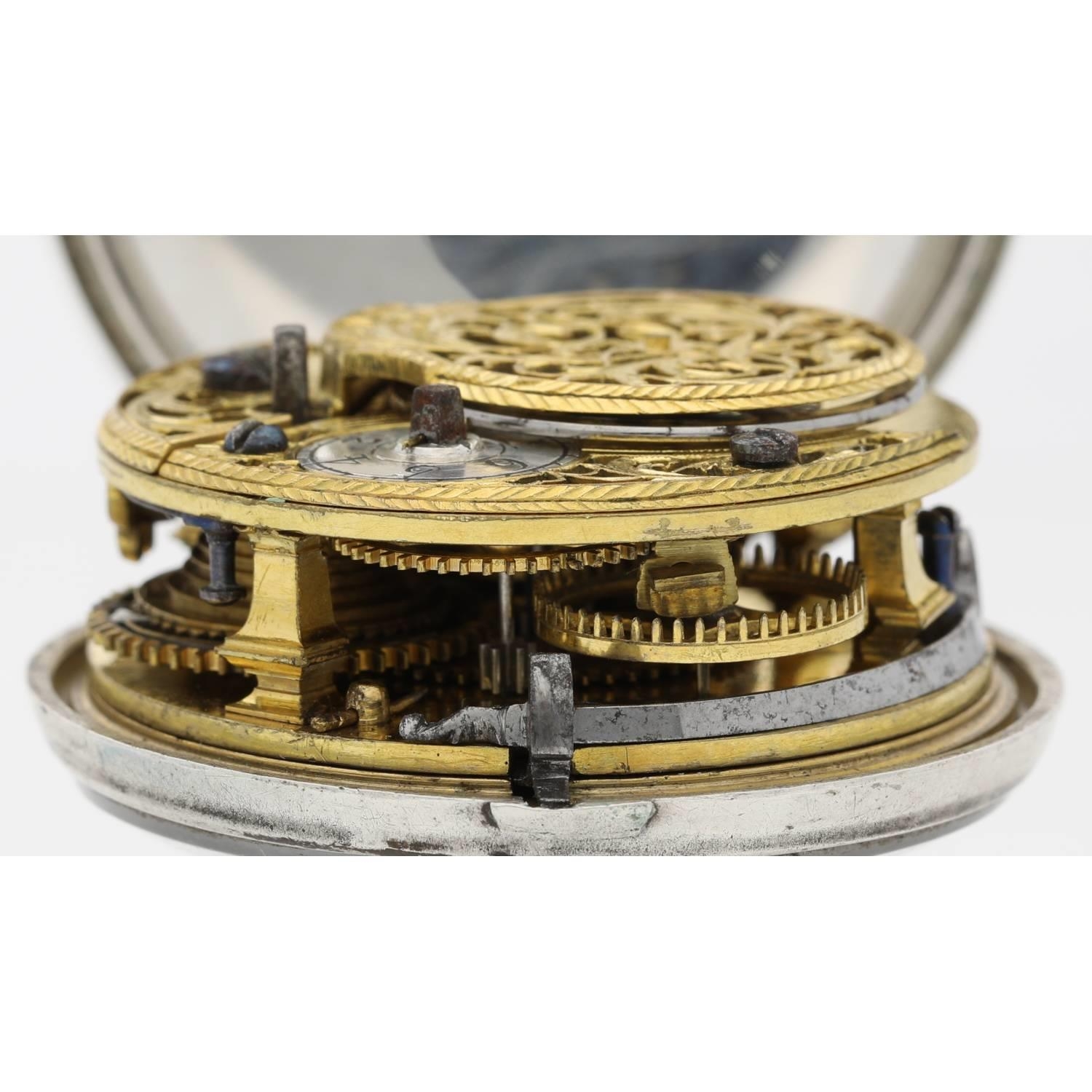 J. Richards, London - English George III silver pair cased verge pocket watch, London 1772, signed - Image 6 of 10