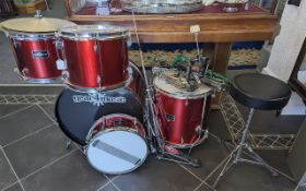 Five Piece Gear4Music Acoustic Drum Set