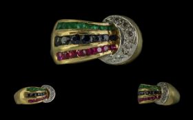 18ct Gold Pleasing Designed and Quality Gem Set Contemporary Fashion Ring, Set with Diamonds,