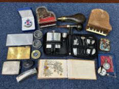 Box of Collectibles, comprising Gentleman's drinking utensils in case including hip flask,
