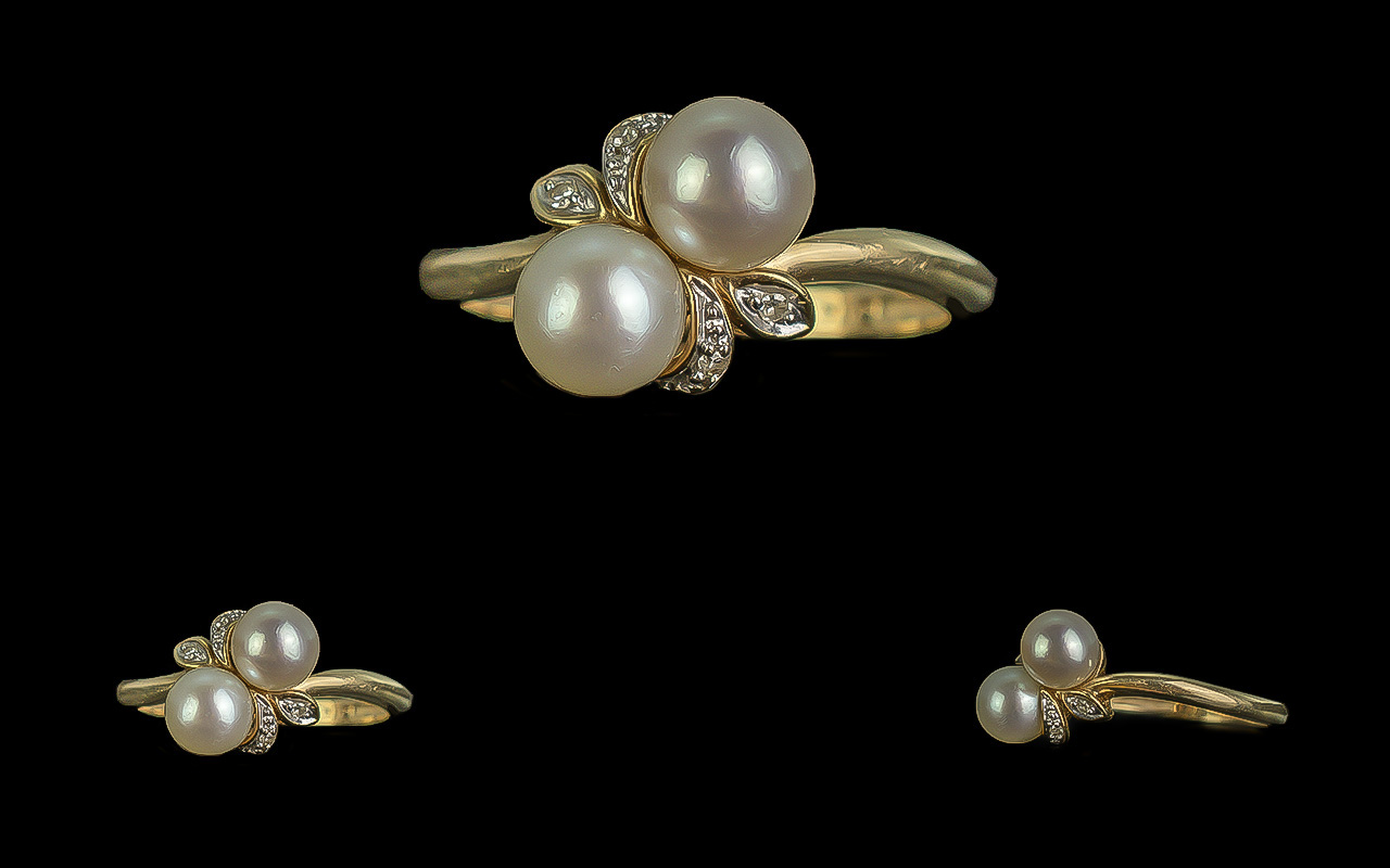 Ladies Attractive 9ct Gold Pearl and Dia - Image 2 of 2