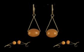 Ladies Pair of Fine 18ct Gold Butterscotch Amber Beaded Drop Earrings. Each Marked 18ct - 750.