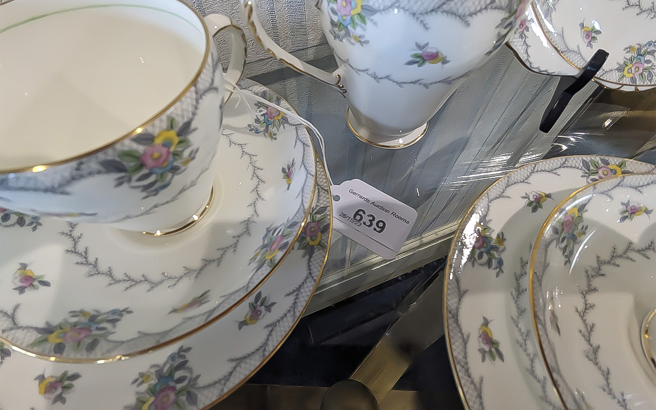 Grafton China Tea Service 'Pevensey', including six tea cups, six saucers, six side plates, sugar - Image 5 of 5