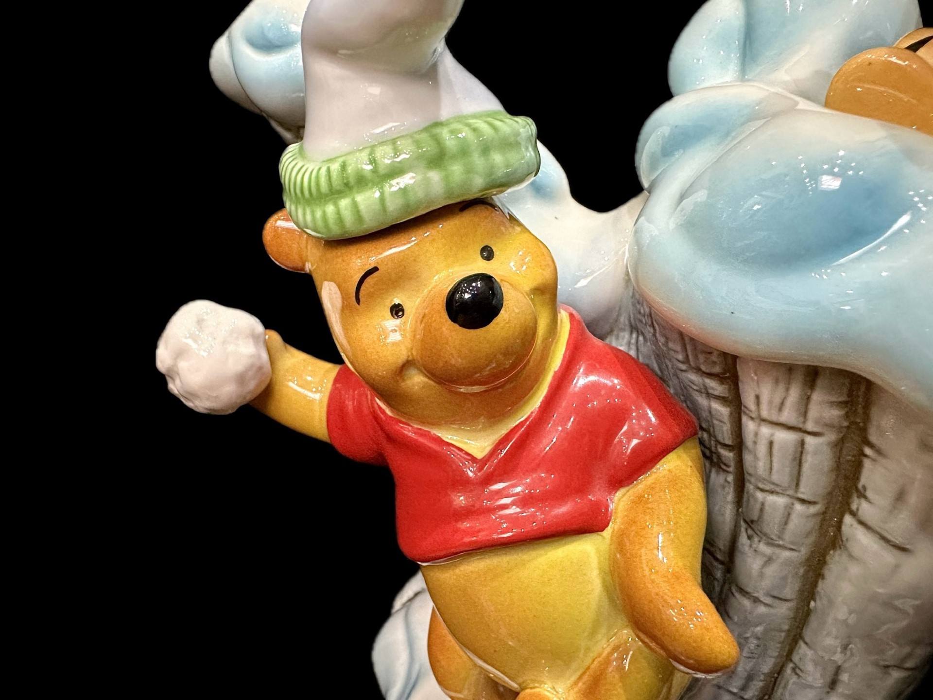 Cardew Disney Teapot 'Winter Pooh' Tea Pot, No. FDY 123476, Limited Edition No. 210, 2003. - Image 4 of 4