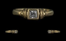 Ladies 9ct Gold Dress Ring, Hallmarked t