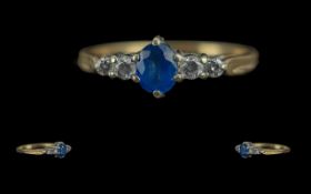 Ladies Attractive 9ct Gold 3 Stone Diamond and Sapphire Set Ring.