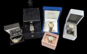 Collection of Quality Wristwatches, comprising a gentleman's DKNY chrome bracelet watch with baton