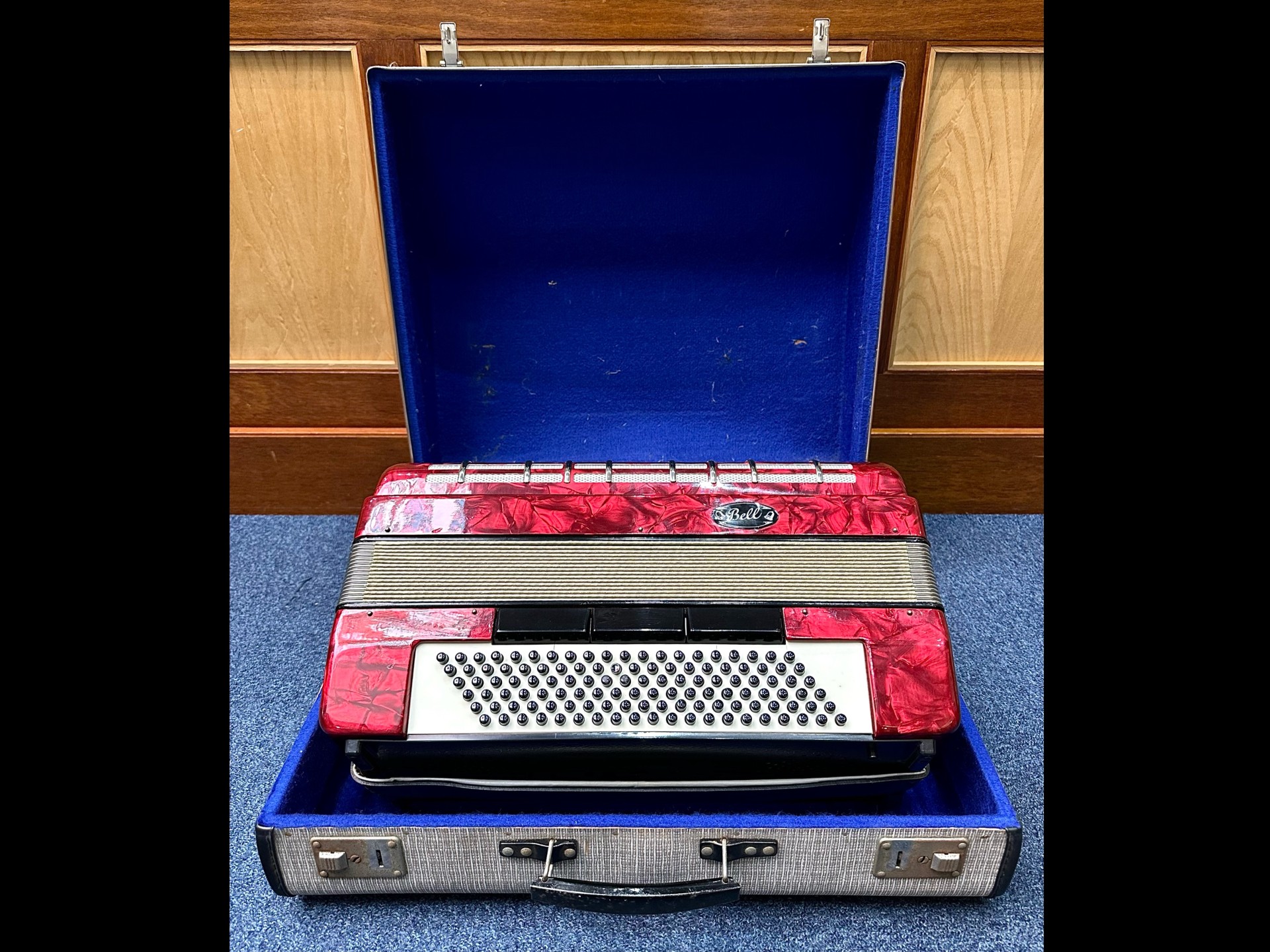 Bell Piano Accordion, in fully fitted box, case in red marble effect. - Image 5 of 6