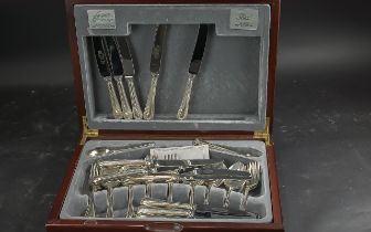 Canteen of Cutlery by Silverpride of Sheffield, 'Flood' pattern, six piece setting, silver plated,