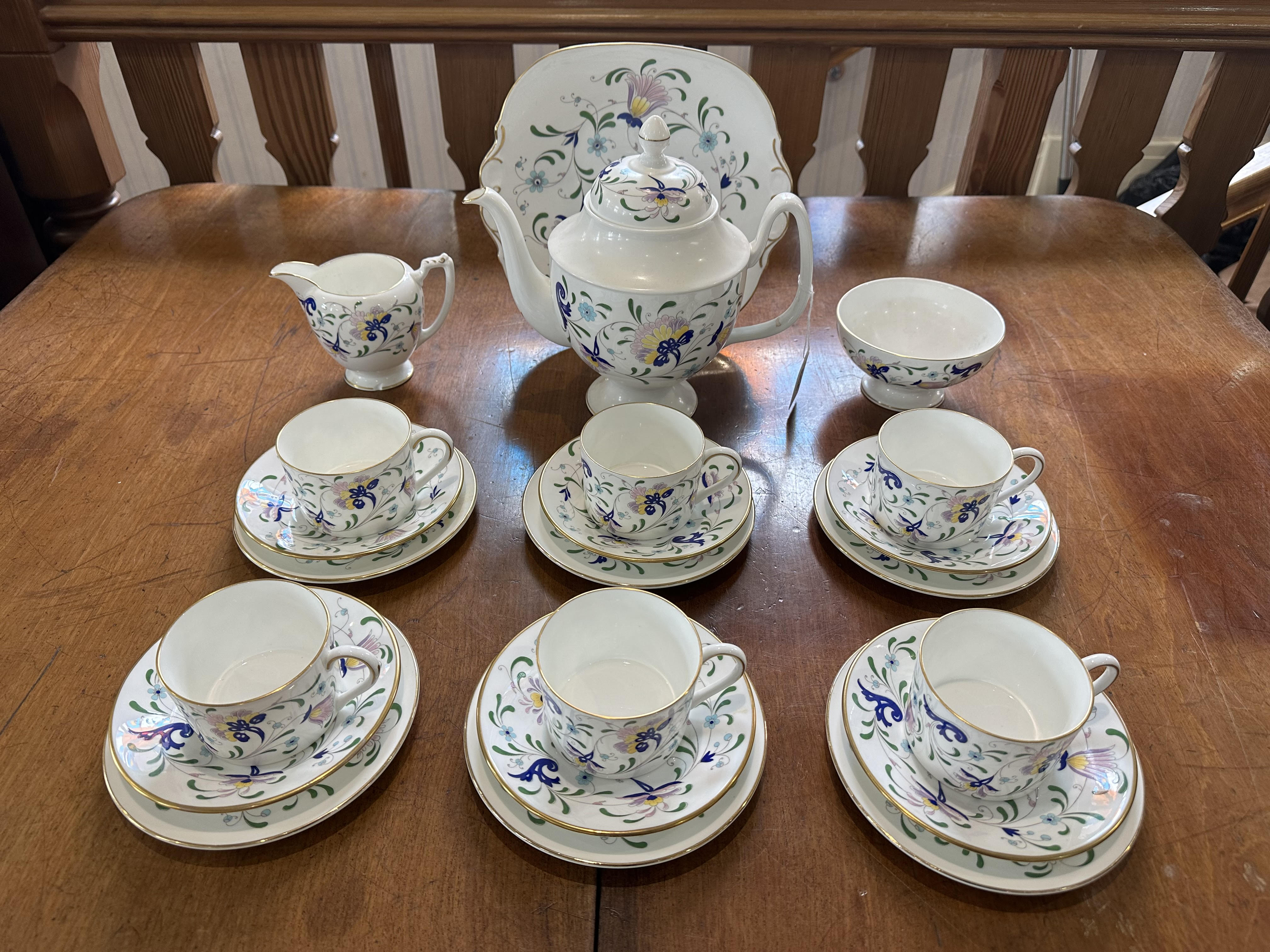 Coalport Bone China Tea Service, comprising Tea Pot, milk jug, sugar bowl, six cups, six saucers,