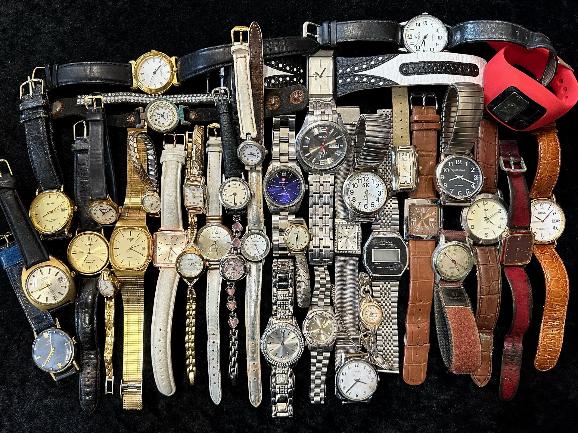 Collection of Assorted Wrist Watches. Various makes and all in good order but quartz do require