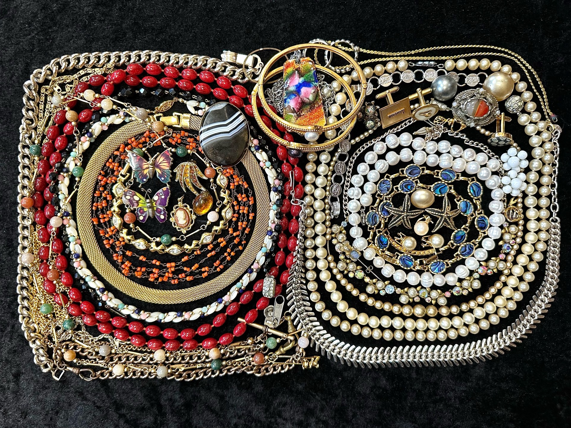 Box of Quality Costume Jewellery, mostly vintage, comprising bracelets, beads, pearls, bangles,