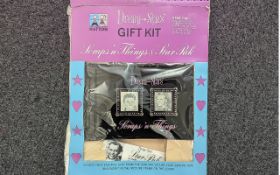 Pop Memorabilia - A Scarce American Issued 'Dream Stars' Gift Kit. 1950's Boxed A Wonderful Scraps