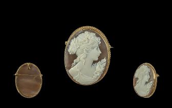A Large Vintage Impressive 9ct Gold Shell Mounted Cameo Brooch/Pendant - Depicts The Bust Of A Young