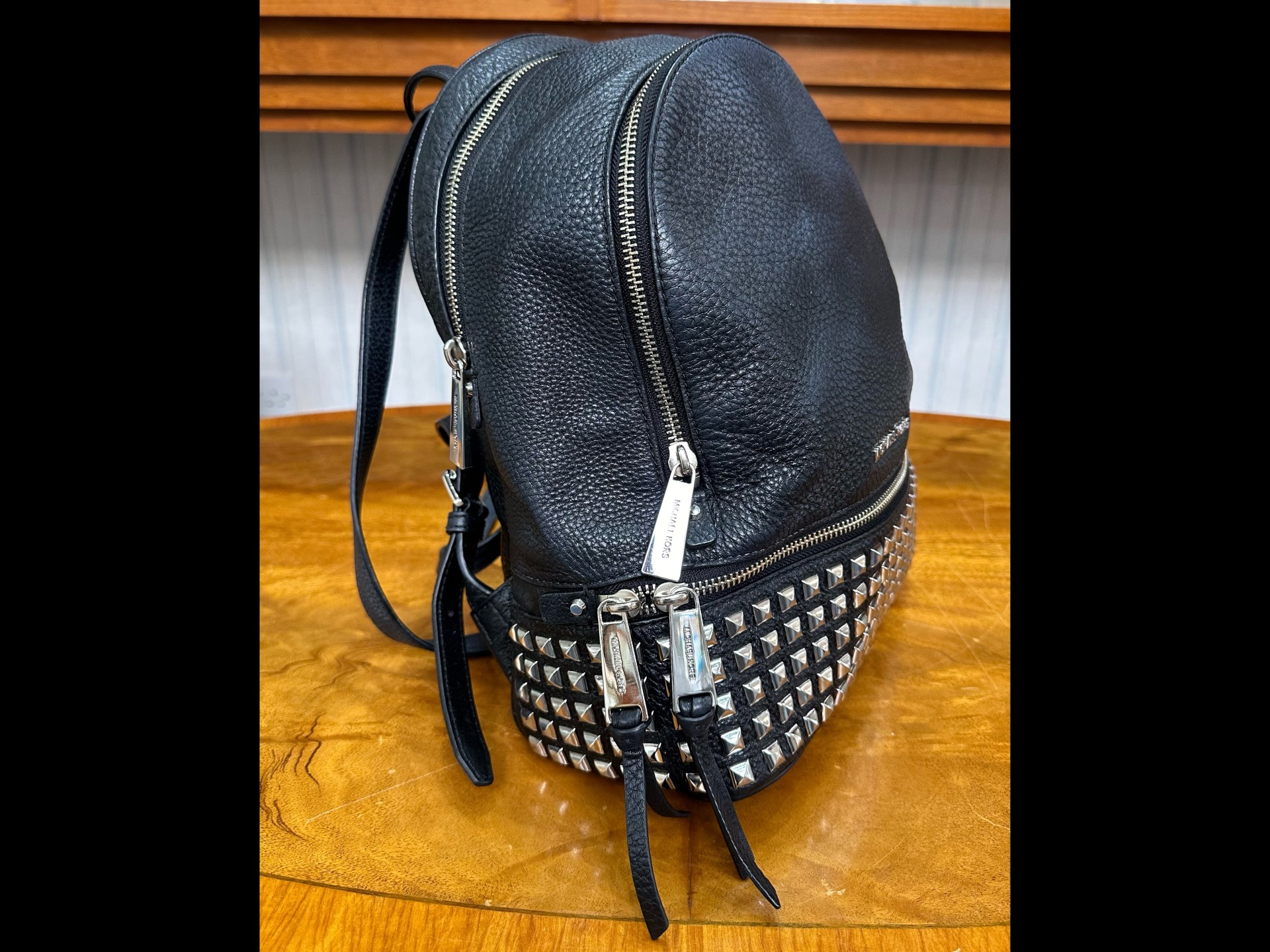 Michael Kors Interest. Ladies Michael Kors Black Leather Silver Studded Back Pack. Comes with its - Image 3 of 7