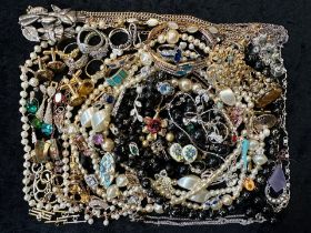 Collection of Costume Jewellery, comprising beads, pearls, crystal necklaces, brooches, bracelets,