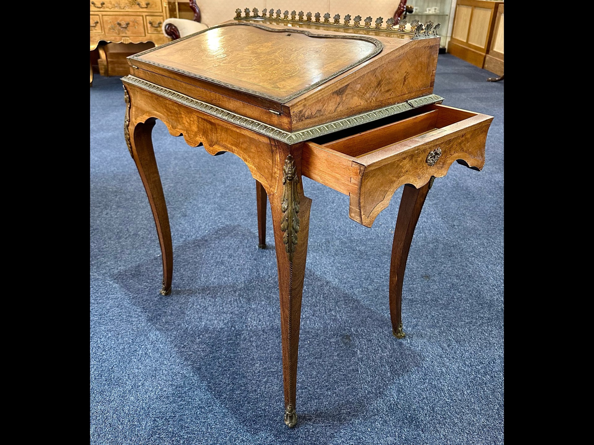 A 19th Century French Ladies Bonheur De Jour Writing Desk of typical form with gilt brass gallery - Image 2 of 7