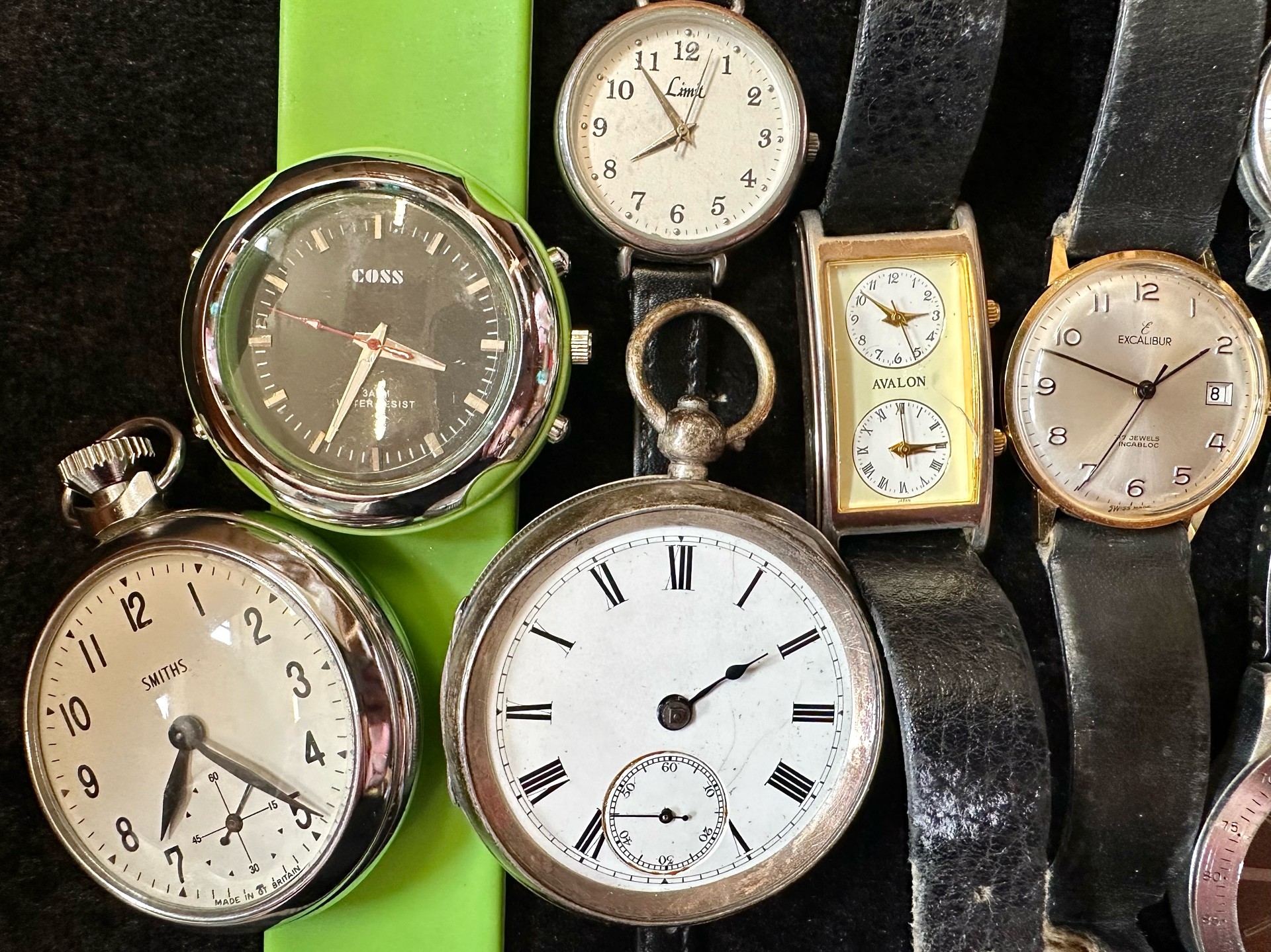 Collection of Assorted Ladies & Gentleman's Wristwatches, bracelet and leather straps, including - Bild 4 aus 4