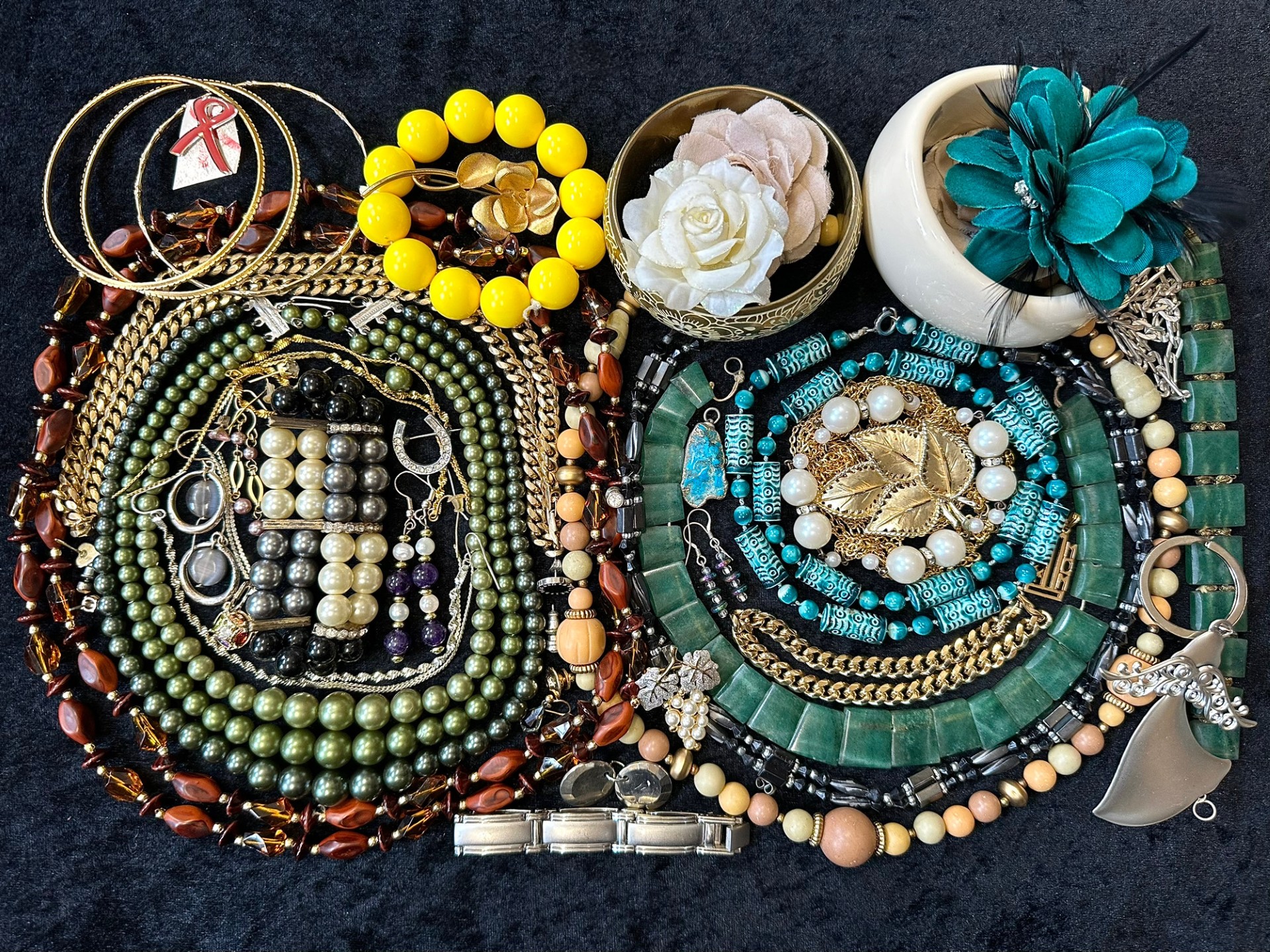 Collection of Costume Jewellery, comprising beads, bangles, crystal necklaces, brooches,