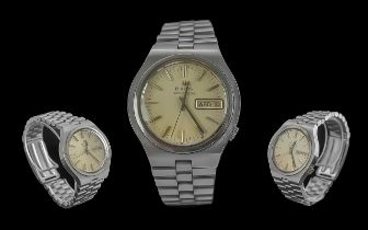 Bulova - Accutron Gents Automatic Date Just Stainless Steel Wrist Watch - Ref No 3-309018. The Case,