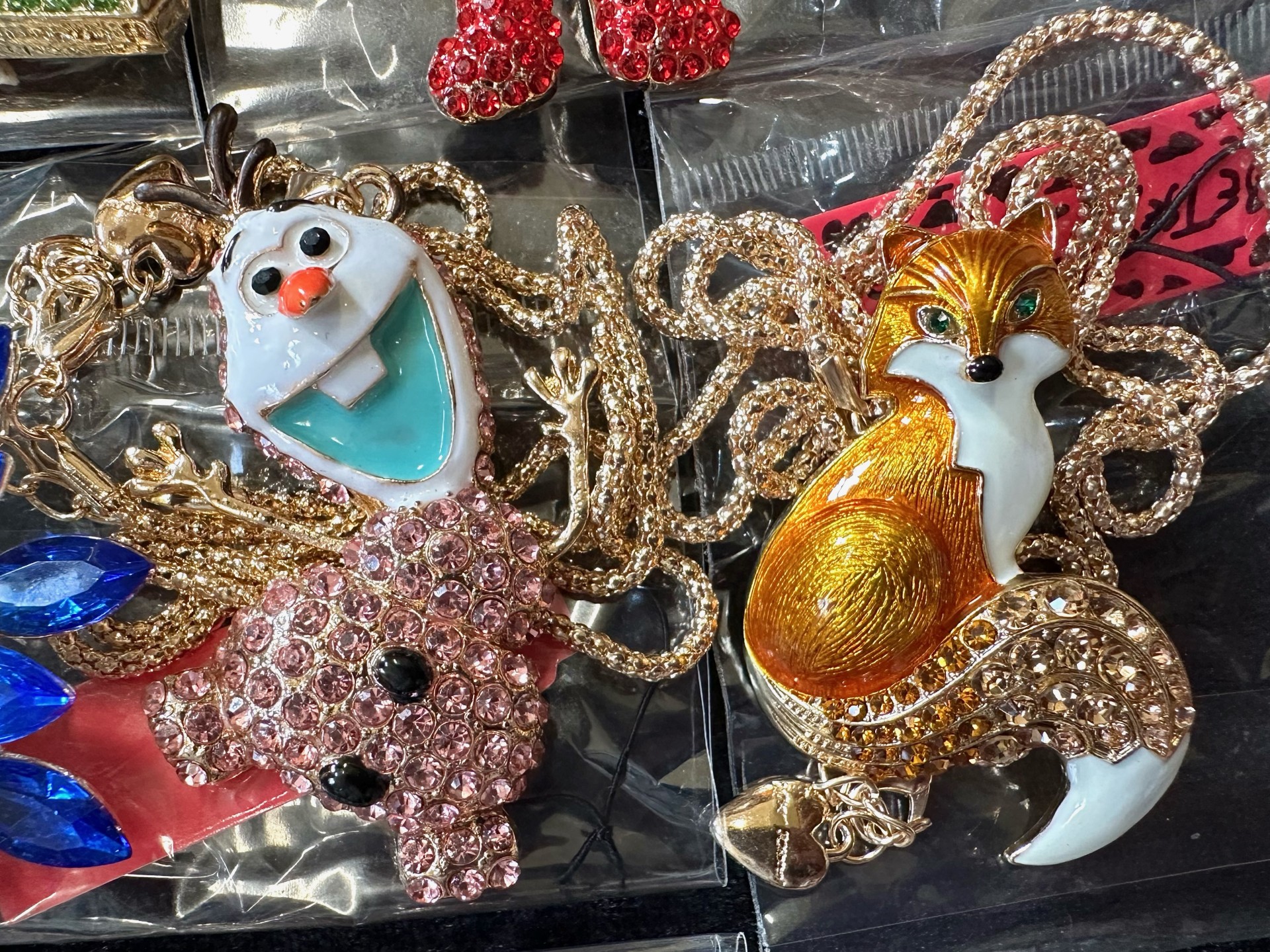 Great Collection of Fun / Children's Misc Costume Jewellery, Mostly are Pendants on Chains, All In - Image 2 of 4