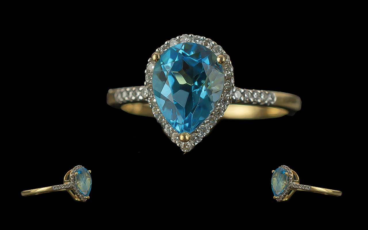 Ladies - Excellent Quality 18ct Gold Aquamarine and Diamond Set Ring, Marked 18ct Gold to Shank,