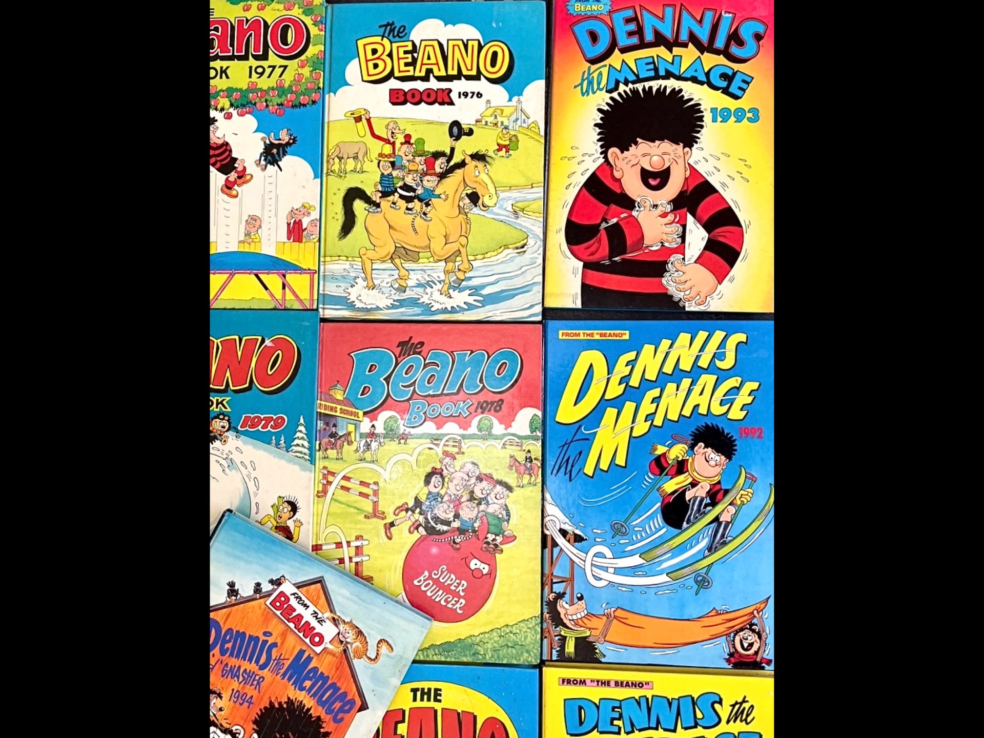 Two Boxes of Dandy & Beano Annuals & Comics, 141 in total, comprising Beano -70 comics (1979- - Image 2 of 3