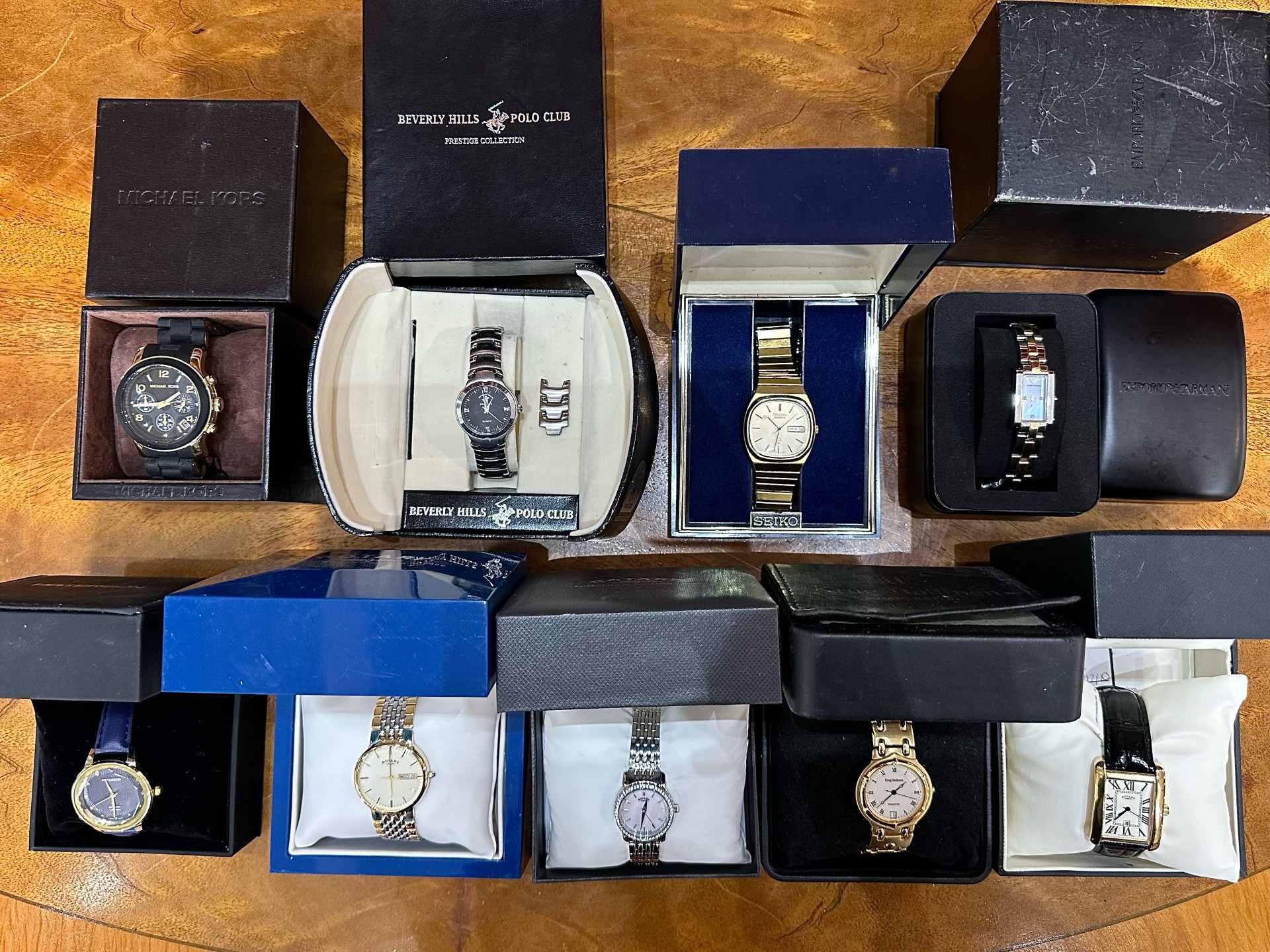 Collection of Assorted Mainly Boxed Wrist Watches. Various makes and all in good order but quartz do