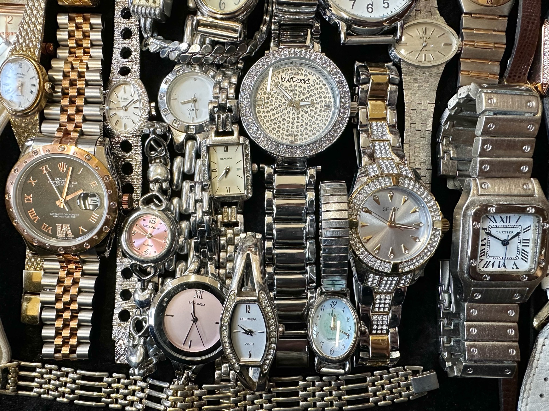 Collection of Ladies & Gent's Wristwatches, leather and bracelet straps, comprising Accurist, Royal, - Image 2 of 4