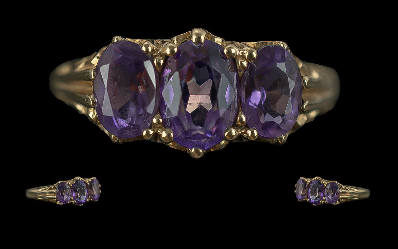 Ladies - Attractive 9ct Gold Amethyst Set Ring. Full Hallmark to Interior of Shank. The 5 Well