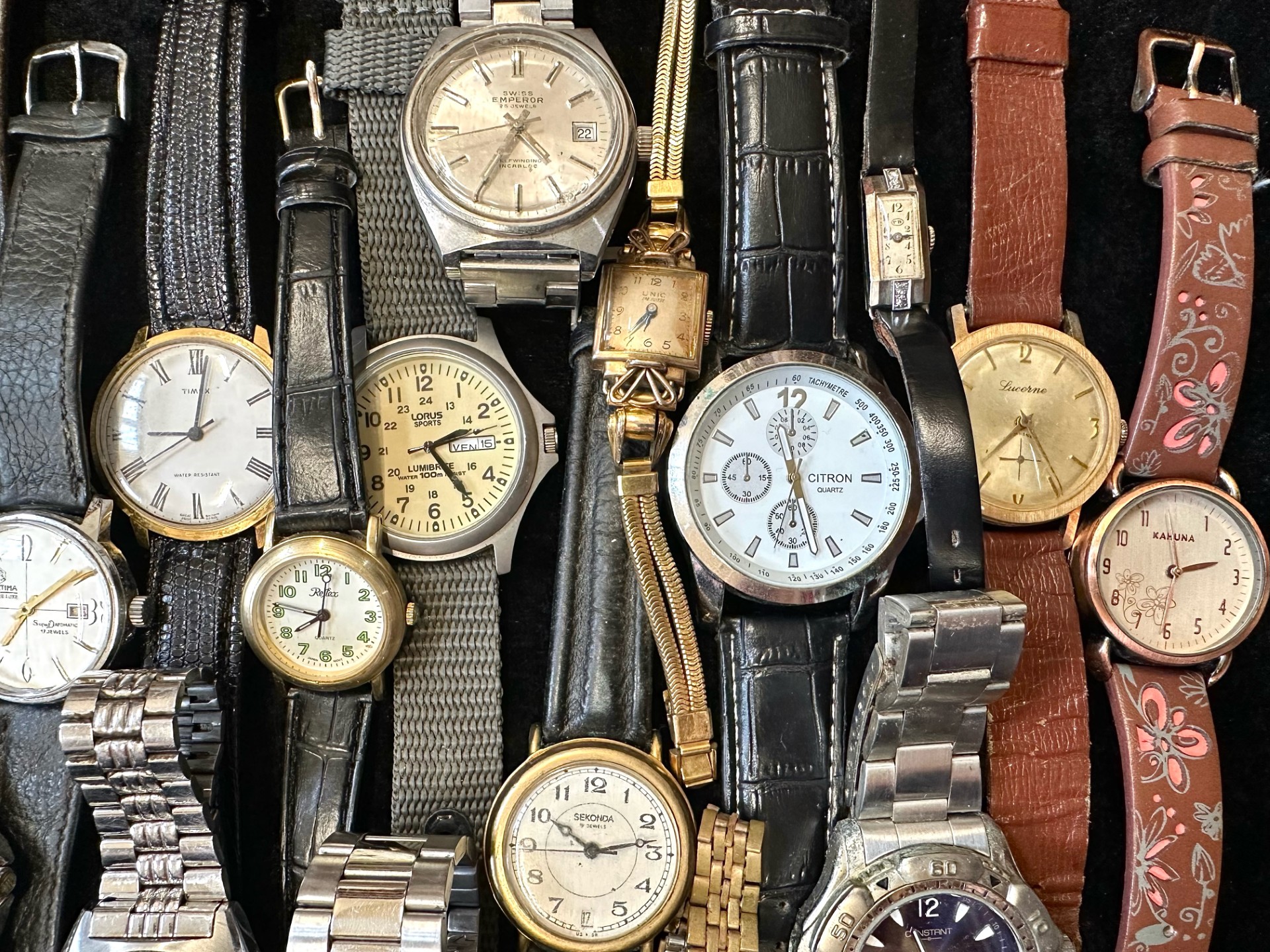 Collection of Ladies & Gentleman's Wristwatches, bracelet and leather straps, makes include - Image 2 of 5