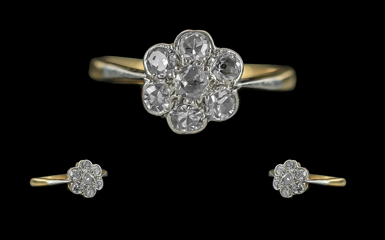 Edwardian Period Ladies 18ct Gold and Platinum Petite Diamond Set Cluster Ring, marked 18ct and