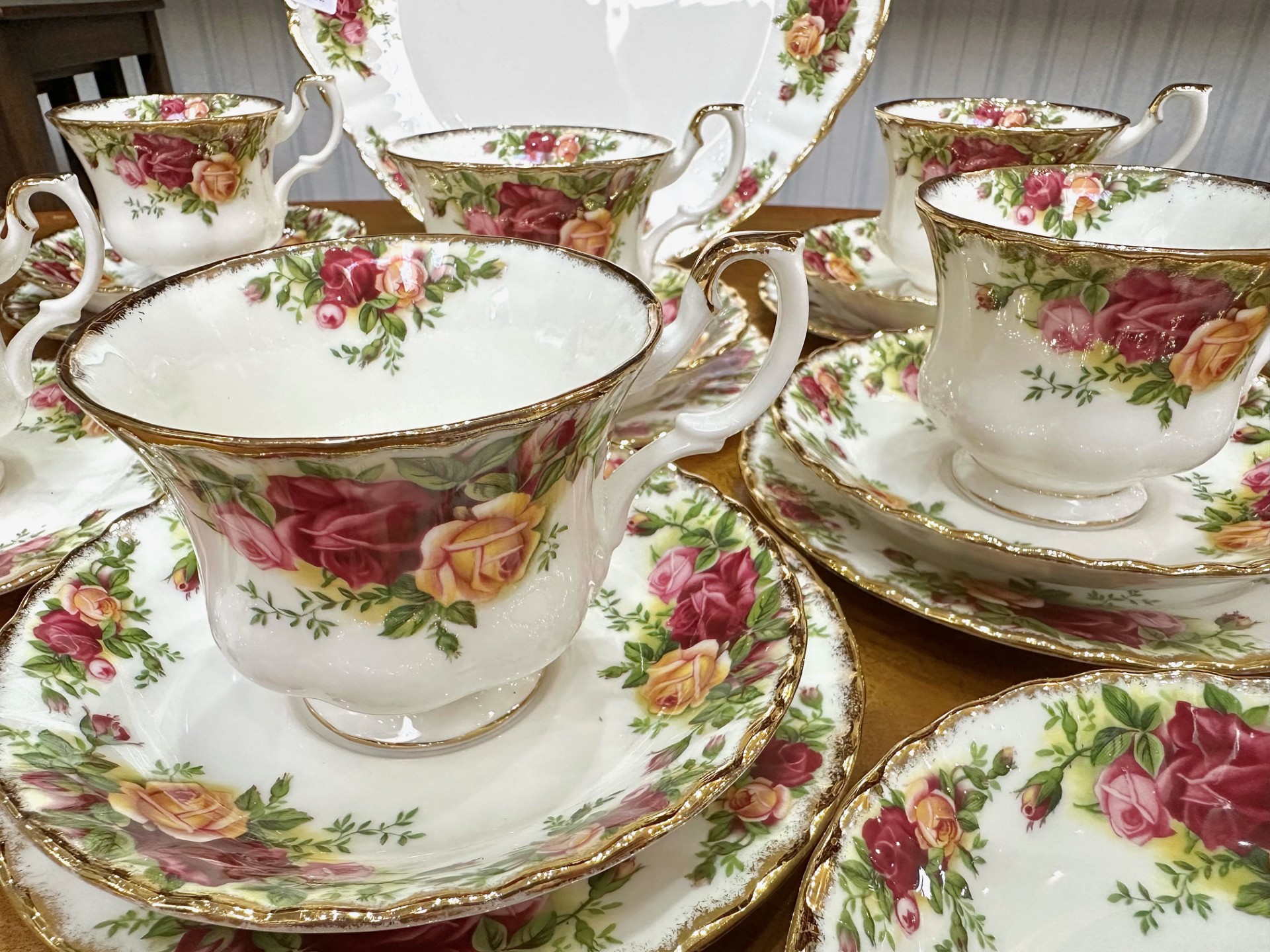 Royal Albert 'Old Country Roses' Set, comprising six cups, saucers and side plates, a milk jug, - Image 2 of 3