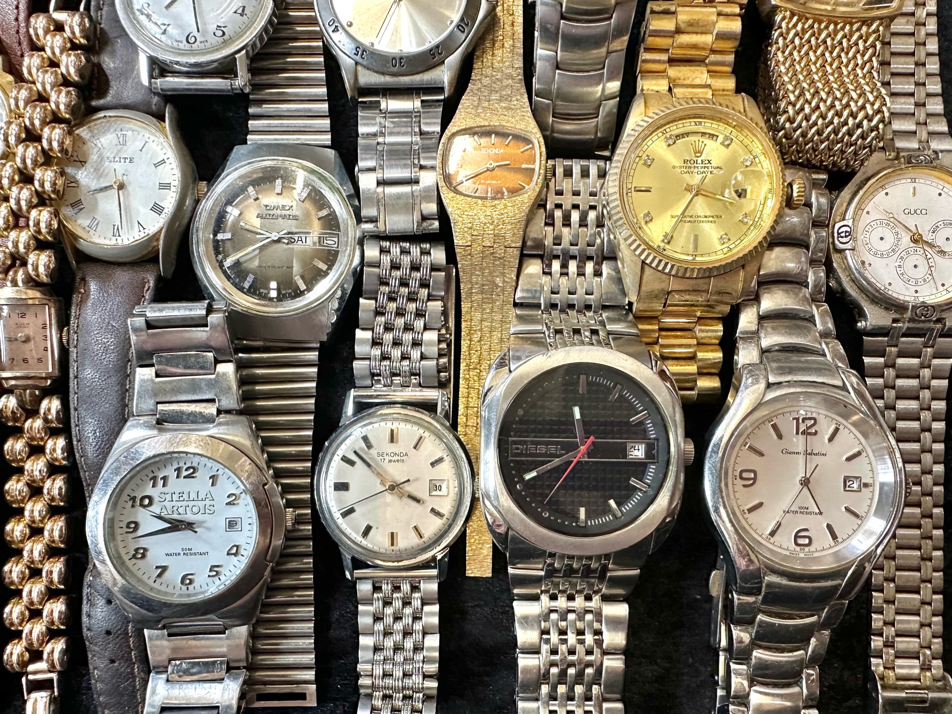 Collection of Ladies & Gentleman's Wristwatches, leather and bracelet straps, makes include Sekonda, - Image 3 of 4