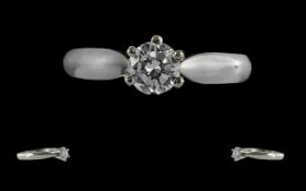 Ladies 18ct White Gold Single Stone Diamond Set Ring. marked 18ct to shank. the round modern