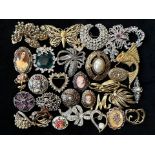 Collection of Costume Jewellery. good collection of vintage brooches, some unusual designs, please