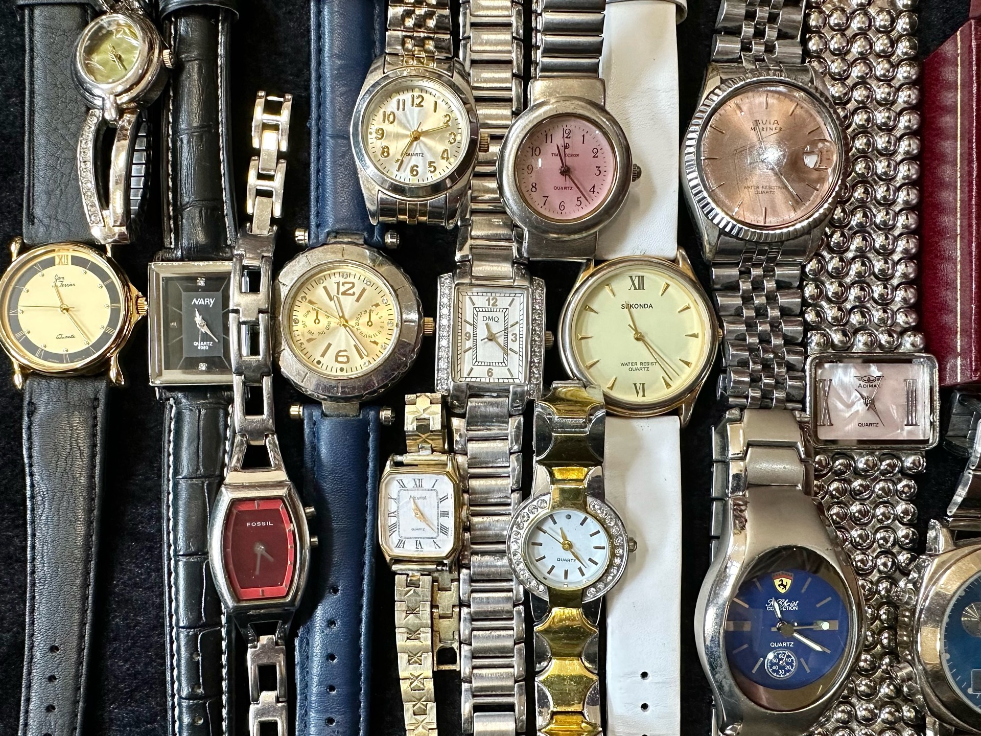 Collection of Ladies and Gent's Wristwatches, all in working order, 20 in total. Various makes, - Image 2 of 4