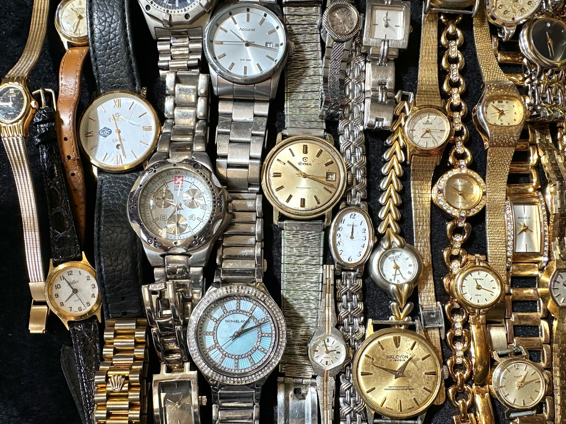 Collection of Ladies & Gentlemen's Wristwatches, leather and bracelet straps, various makes - Image 2 of 4